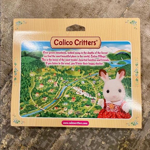 Calico Critters Sweet Pea Rabbit Family - Picture 2 of 2